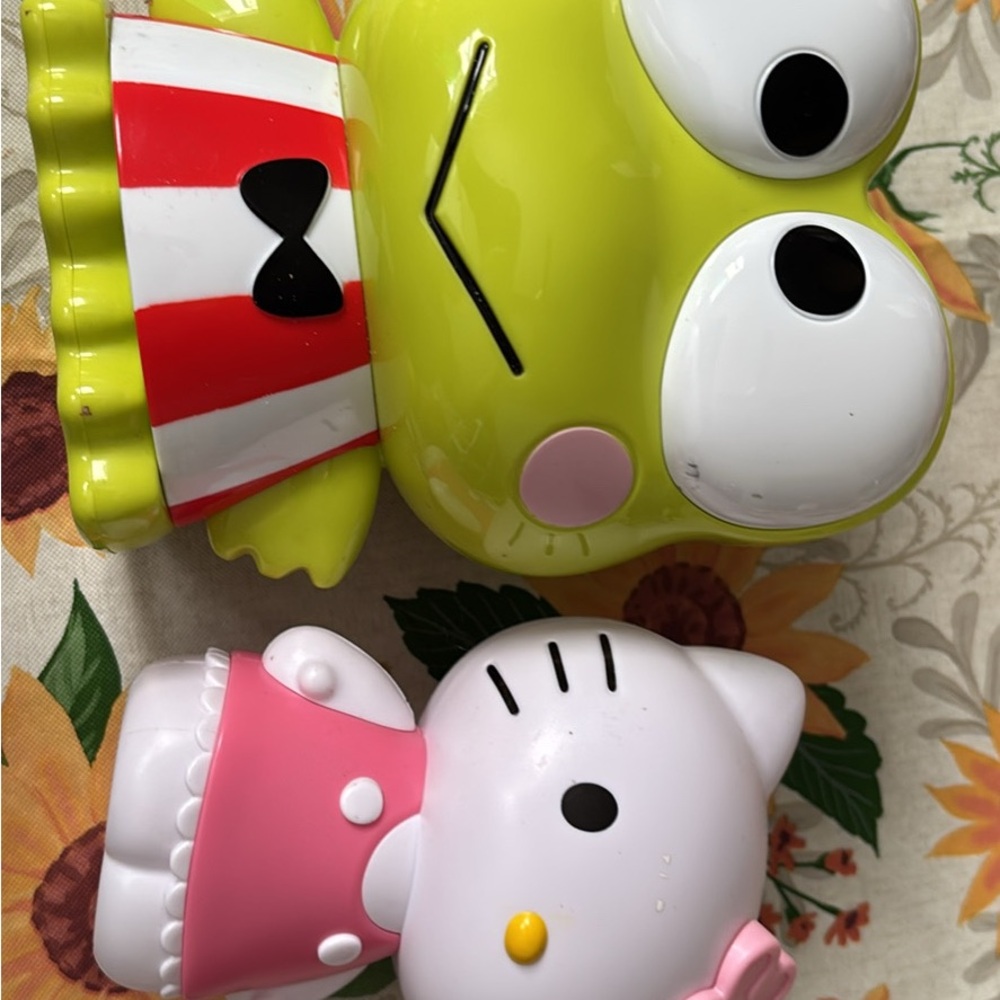 Sanrio Keroppi and Hello Kitty Toys - Green, Pink, White